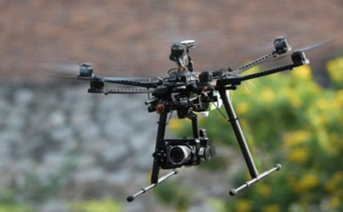 高清航拍無人機(jī)多少錢一臺(tái)？航拍無人機(jī)買什么牌子好？